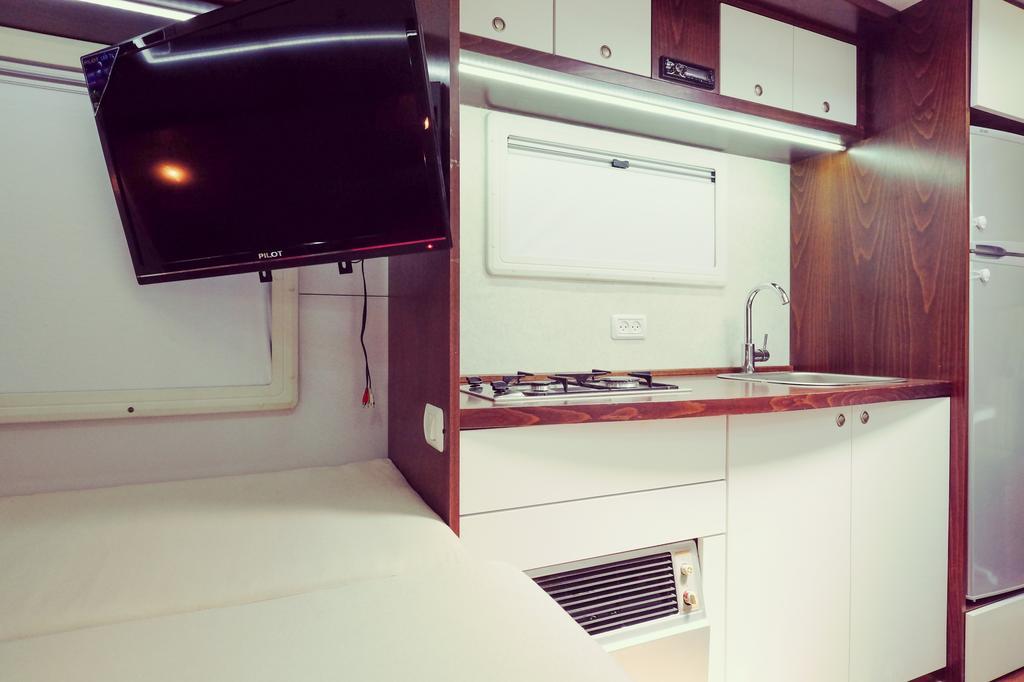 Royal Caravan Campsite *